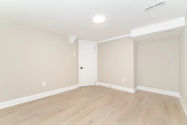 635 Queensdale Avenue East, Hamilton - photo 58
