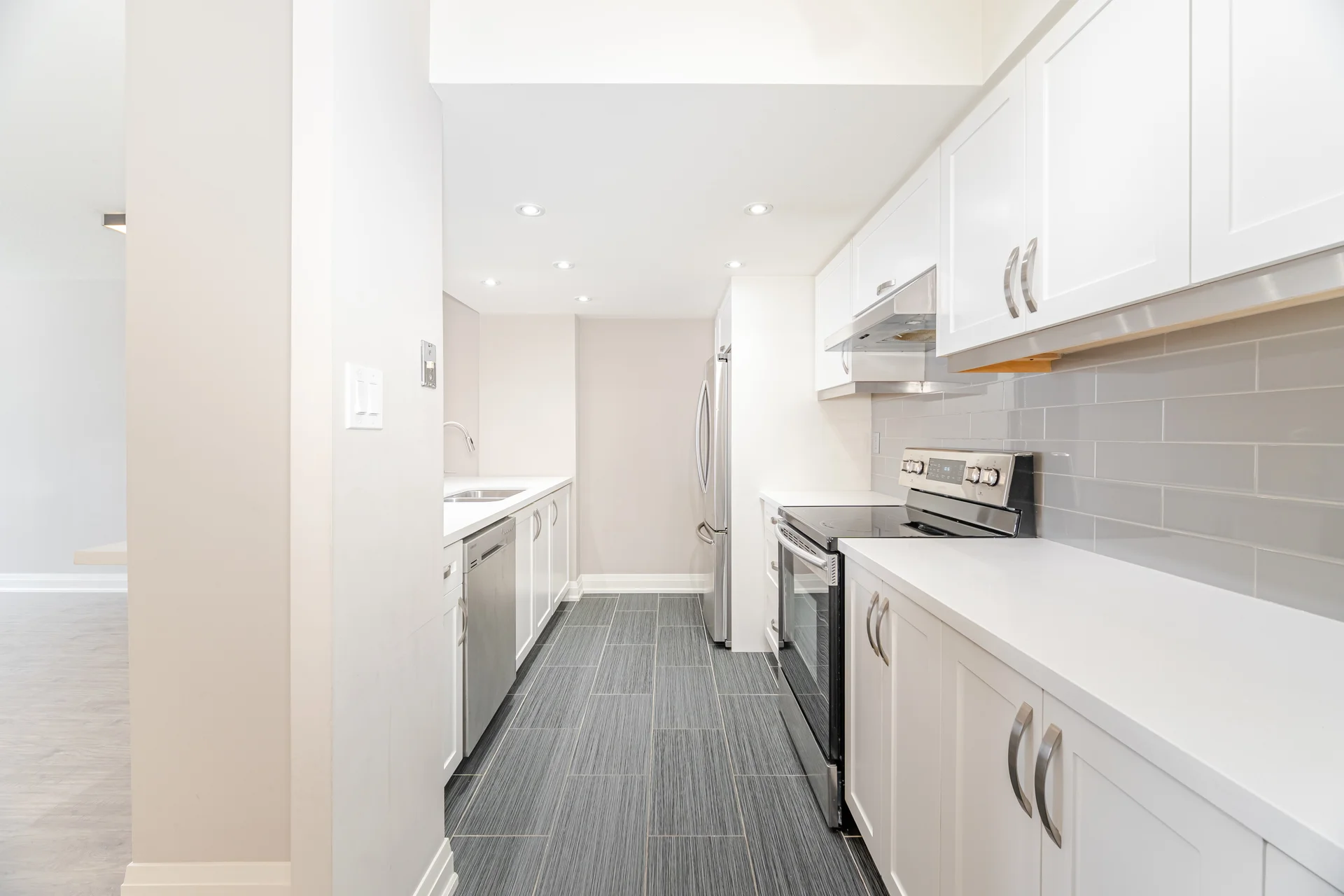 #1511-550 Webb Drive, Mississauga - photo 13