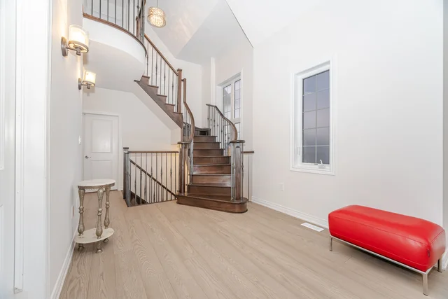 70 Hopewell Street, Woodbridge - photo 15