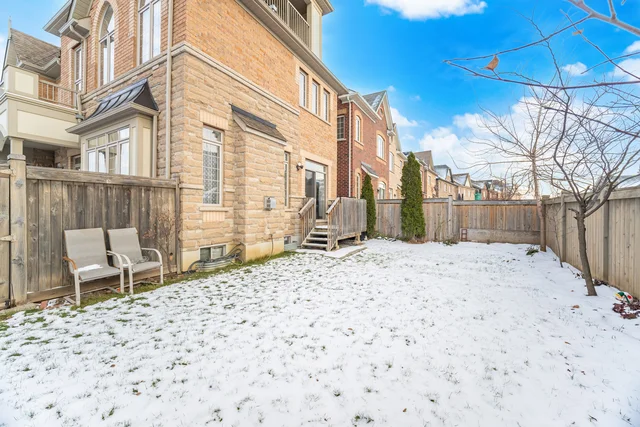 70 Hopewell Street, Woodbridge - photo 32