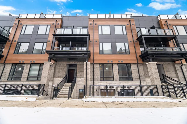 #9-109 Marydale Avenue, Markham - photo 2