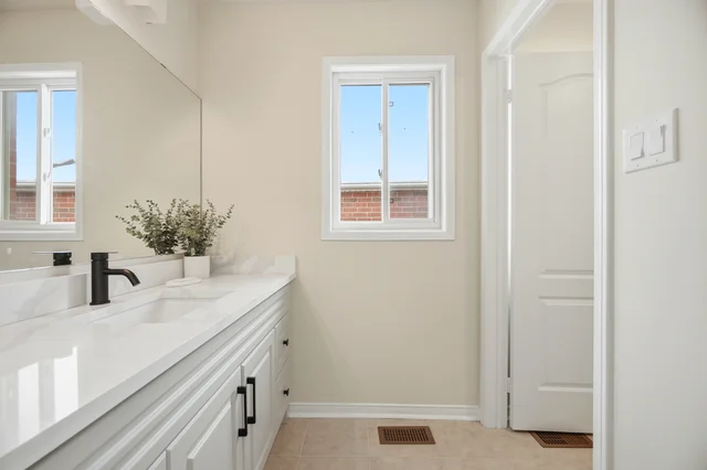 917 Joe Persechini Drive, Newmarket - photo 51