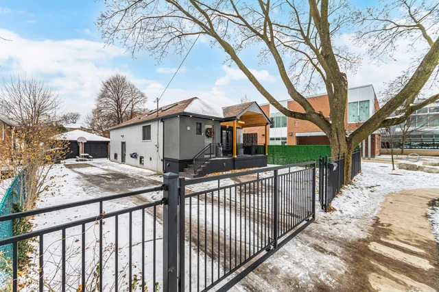 30 Coules Court, Etobicoke - photo 4