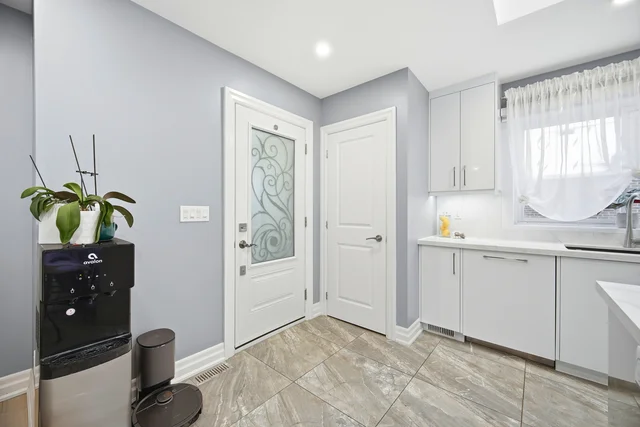 30 Coules Court, Etobicoke - photo 11