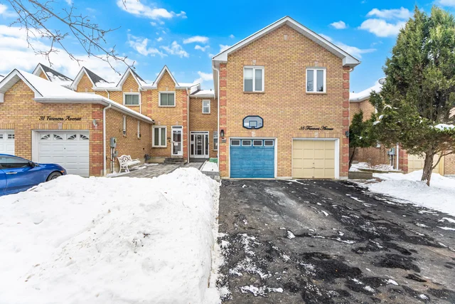 33 Farmers Avenue, Ajax - photo 2