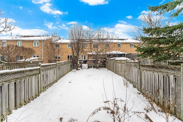 33 Farmers Avenue, Ajax - photo 44