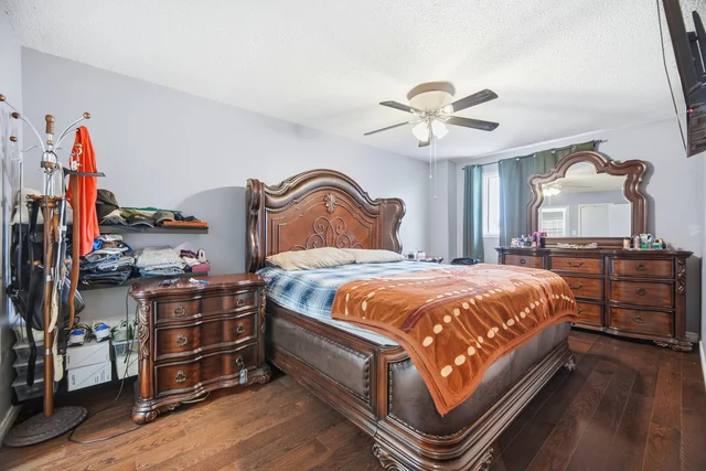 33 Farmers Avenue, Ajax - photo 25