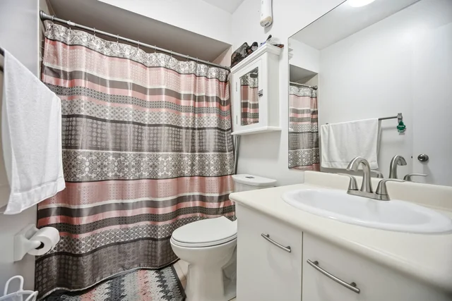 33 Farmers Avenue, Ajax - photo 28
