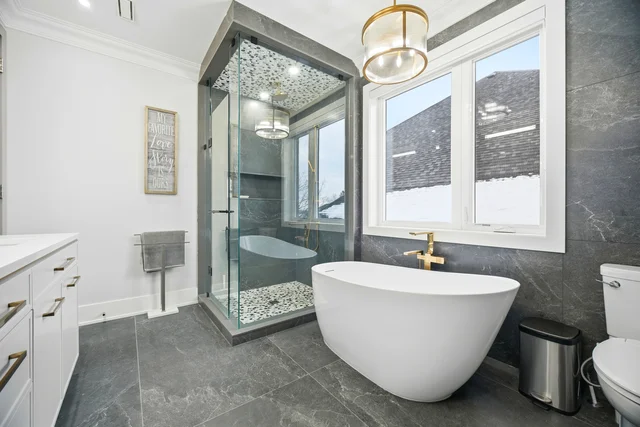 28 William Street, Bolton - photo 36
