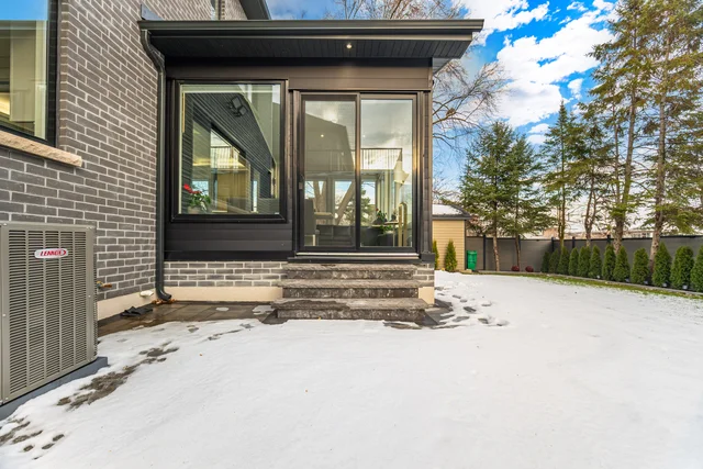 28 William Street, Bolton - photo 74