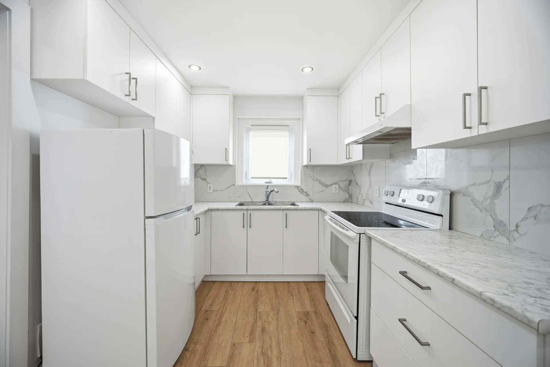 65 Cuffley Crescent North, North York - photo 18