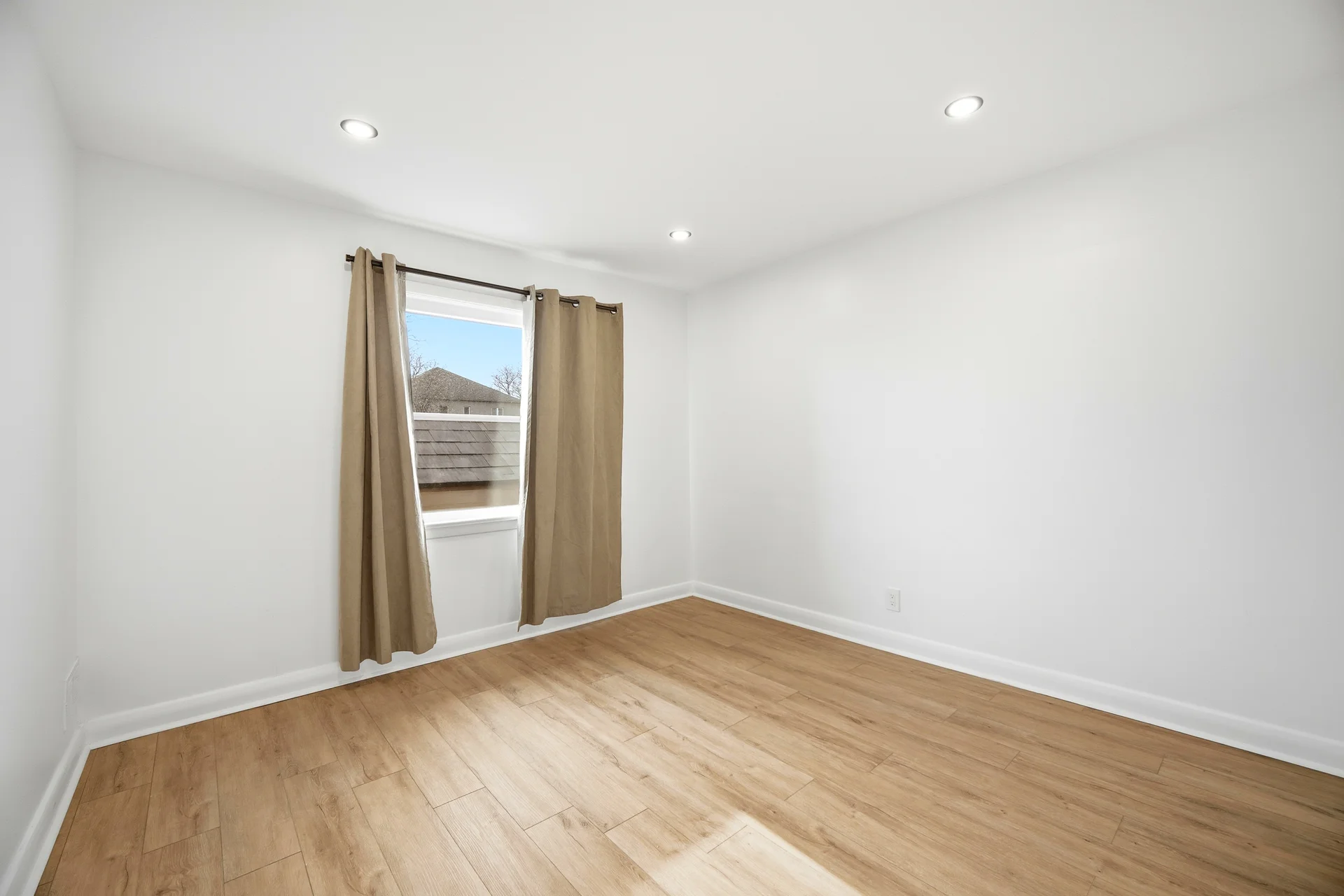 65 Cuffley Crescent North, North York - photo 23