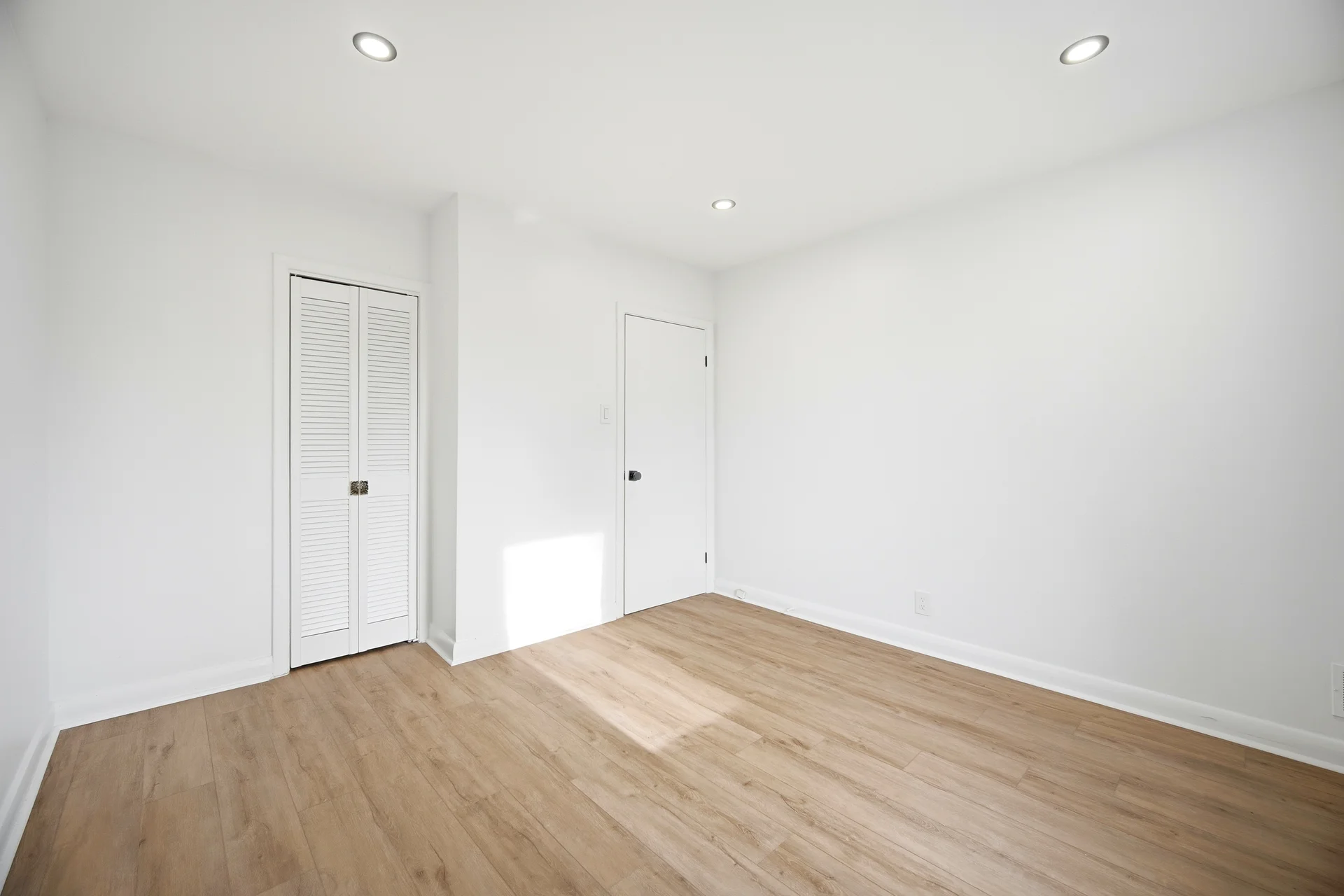 65 Cuffley Crescent North, North York - photo 25