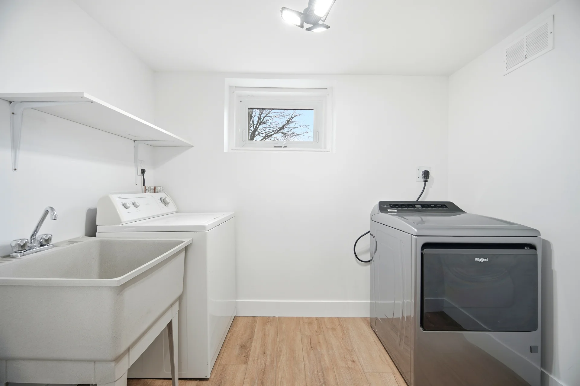 65 Cuffley Crescent North, North York - photo 47