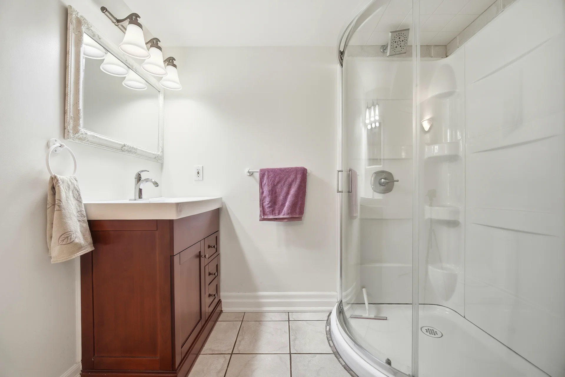 3500523
