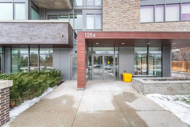 #307-1284 Guelph Line, Burlington - photo 2