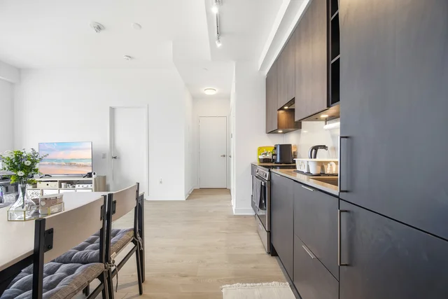 #3006-3900 Confederation Parkway, Mississauga - photo 10
