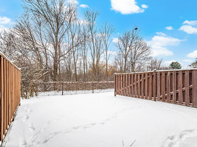 20 Carisbrooke Court, Brampton - photo 45