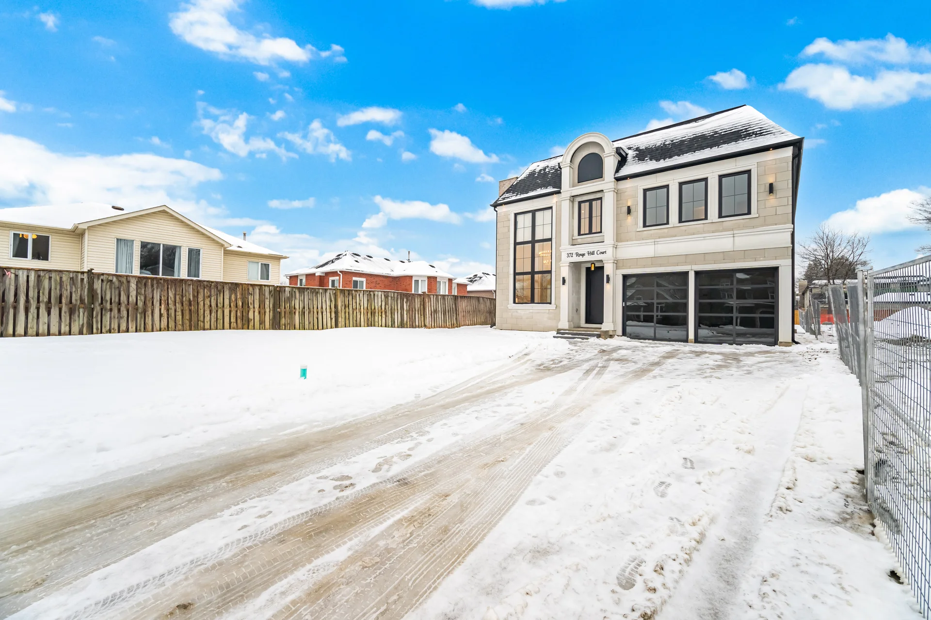 372 Rouge Hill Court, Pickering - photo 4