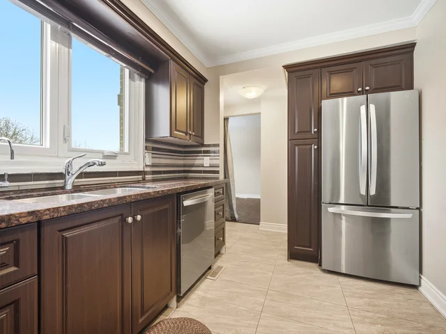 112 Mountainview Road South, Georgetown - photo 24
