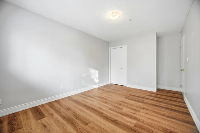 15 Margaret Street, Thorold - photo 29