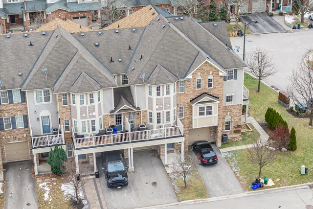 920 Sprague Place, Milton - photo 8