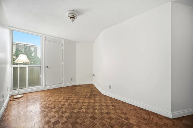 #A21-296 Mill Road, Toronto - photo 34