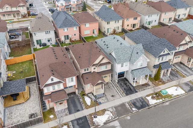 4 Bazin Road, Ajax - photo 3