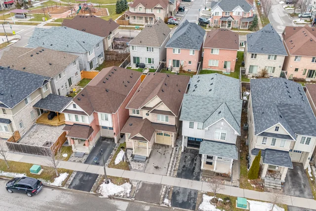 4 Bazin Road, Ajax - photo 4