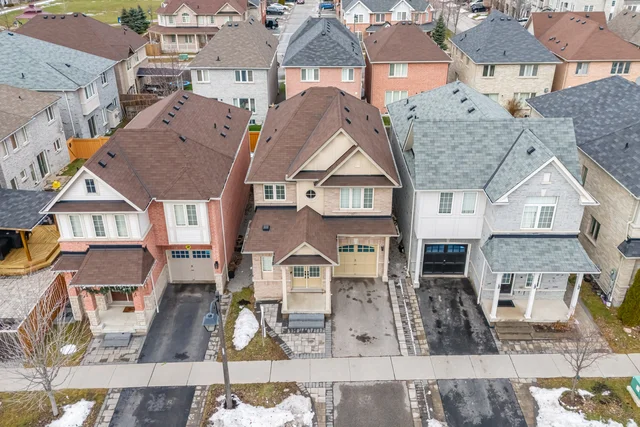 4 Bazin Road, Ajax - photo 8