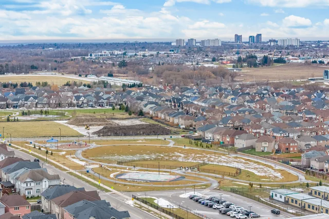 4 Bazin Road, Ajax - photo 71