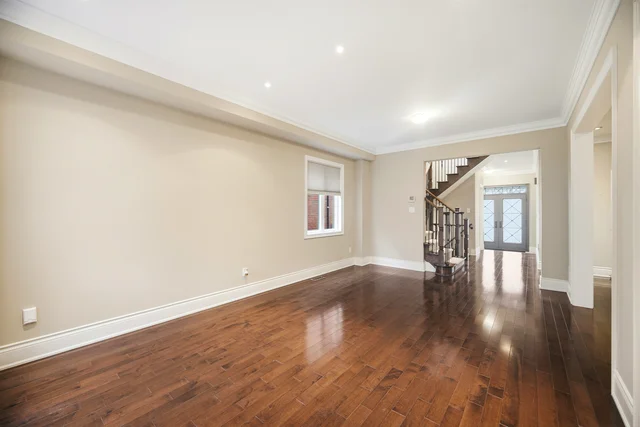 56 Stark Crescent, Woodbridge - photo 9