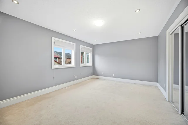 56 Stark Crescent, Woodbridge - photo 27
