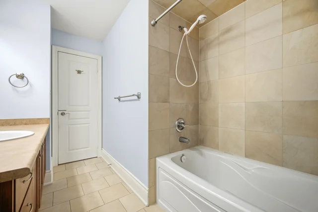 56 Stark Crescent, Woodbridge - photo 42