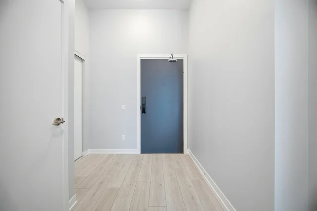 405 Dundas Street West #104, Oakville - photo 4