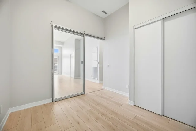 405 Dundas Street West #104, Oakville - photo 21