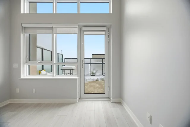 405 Dundas Street West #104, Oakville - photo 23