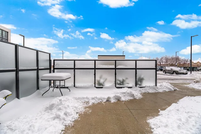 405 Dundas Street West #104, Oakville - photo 24