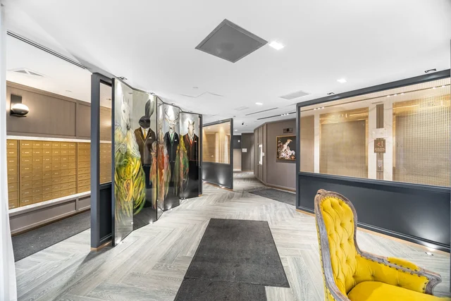 405 Dundas Street West #104, Oakville - photo 29
