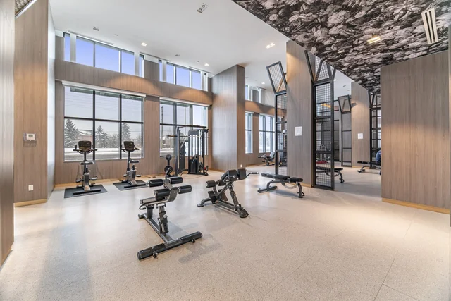 405 Dundas Street West #104, Oakville - photo 33