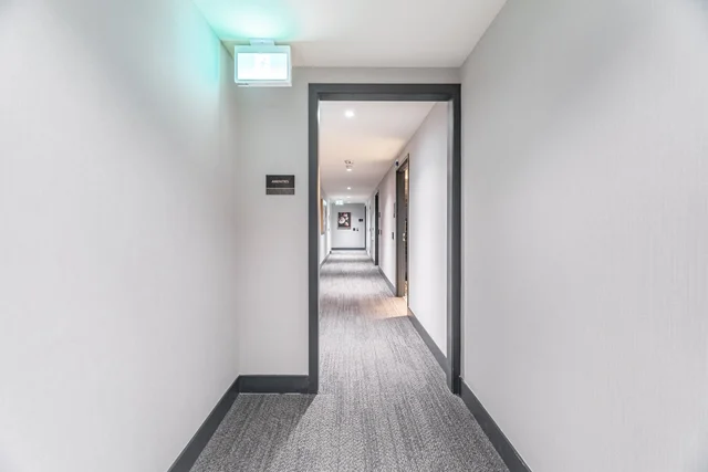 405 Dundas Street West #104, Oakville - photo 36