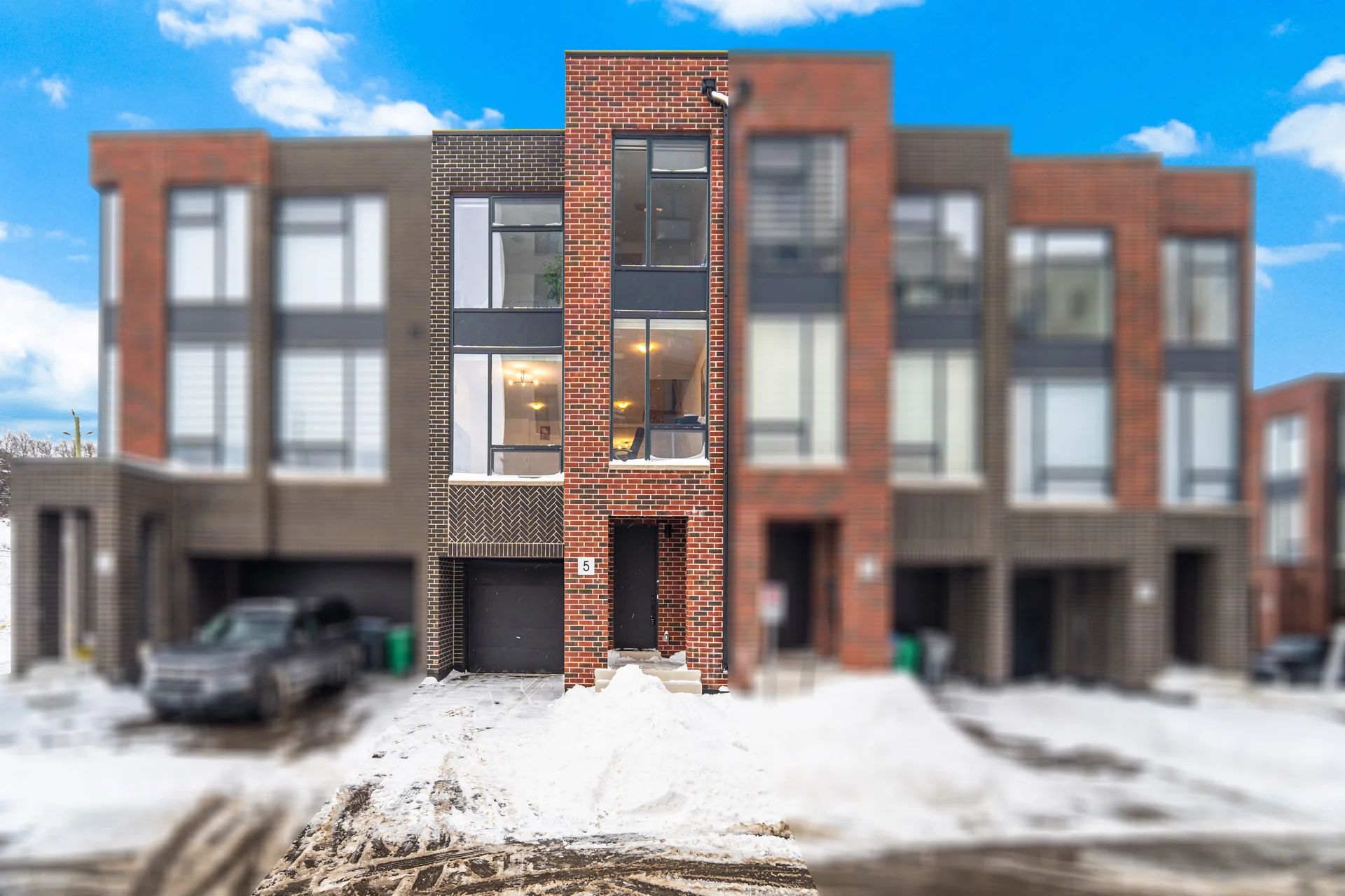 5 Taylor Court, Bolton - photo 2