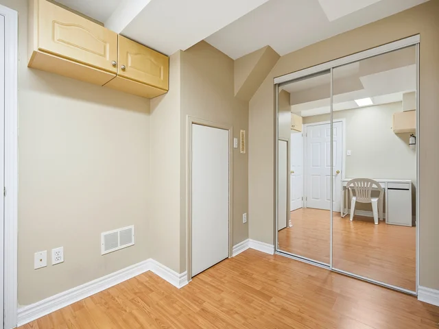 29 Ocean Avenue, Vaughan - photo 31