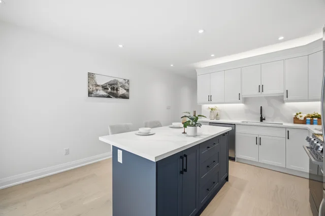 128 Duvernet Avenue, Toronto - photo 16