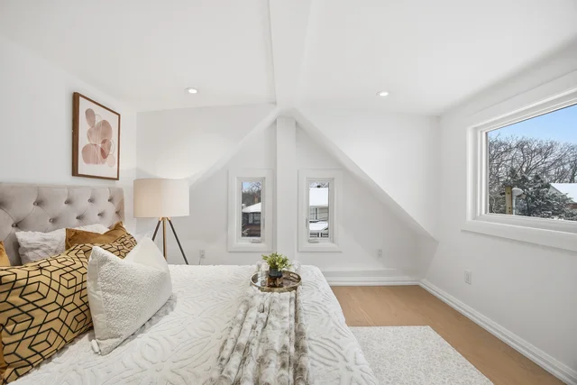 128 Duvernet Avenue, Toronto - photo 25