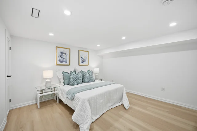 128 Duvernet Avenue, Toronto - photo 36