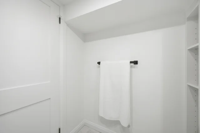 128 Duvernet Avenue, Toronto - photo 38