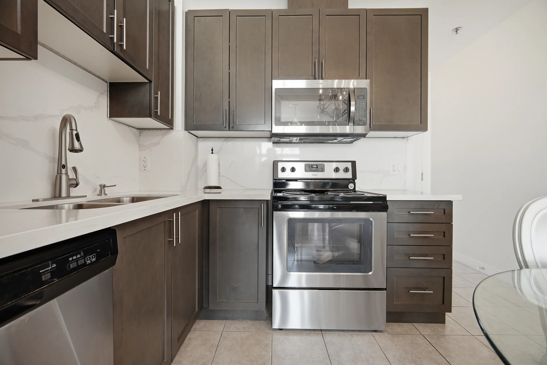 #811-2486 Old Bronte Road, Oakville - photo 9