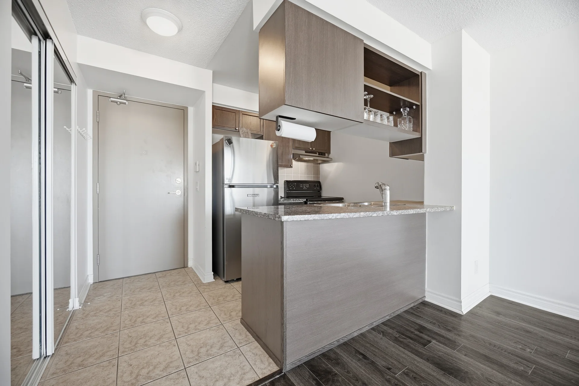 #802-2325 Central Park Drive, Oakville - photo 10