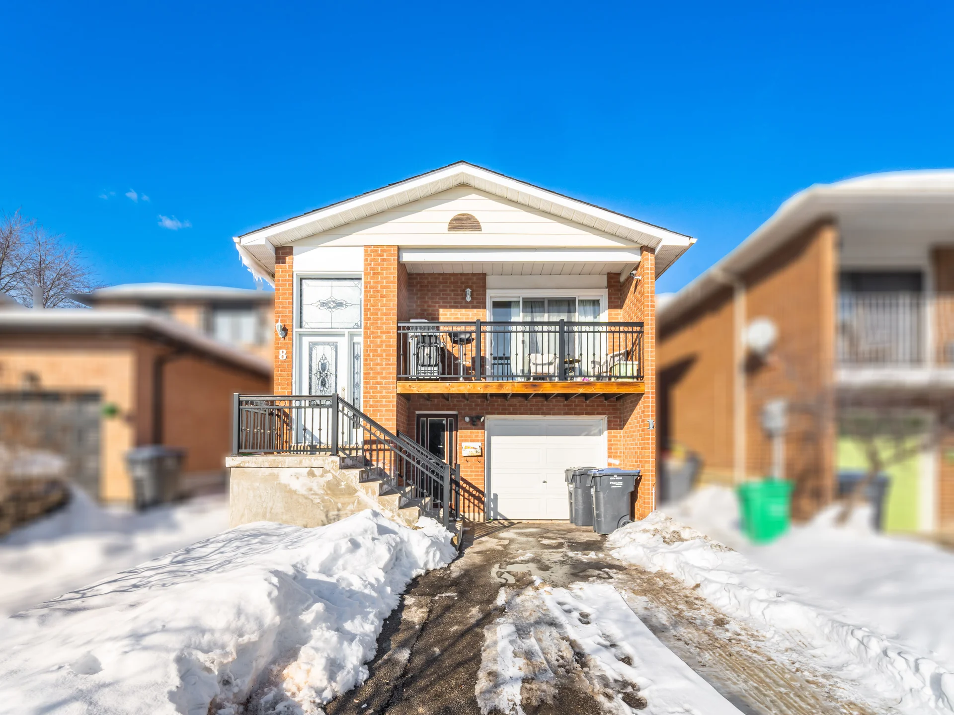 8 Deerpark Crescent, Brampton - photo 3